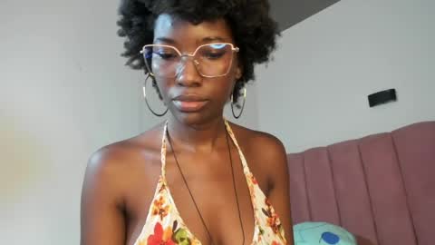 Snapshot of tahira_21 chatting on 04/27/26, 07:56 Tahira online show from 04/27/26, 07:56
