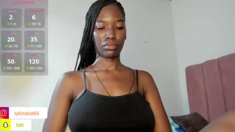 Snapshot of tahira_21 chatting on 05/17/26, 07:43 Tahira online show from 05/17/26, 07:43
