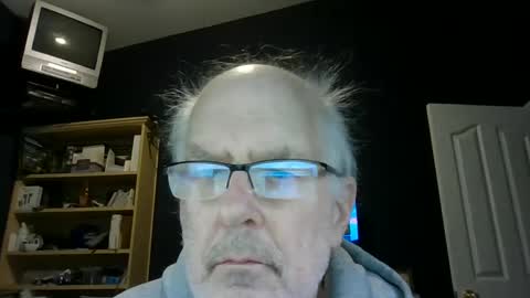 Snapshot of tahoebob1 chatting on 02/06/25, 01:16 Tahoe Bob online show from 02/06/25, 01:16