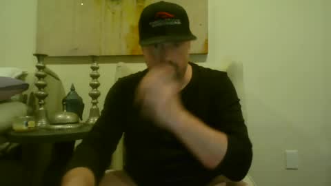 TaiBoi online show from 12/28/24, 09:42