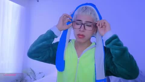 taichi online show from 09/21/25, 05:25