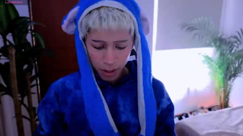 taichi online show from 10/03/25, 06:27