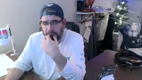 TaintNuzzler online show from 12/02/24, 03:15