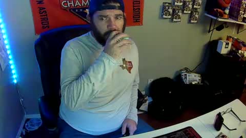 TaintNuzzler online show from 02/01/25, 09:43