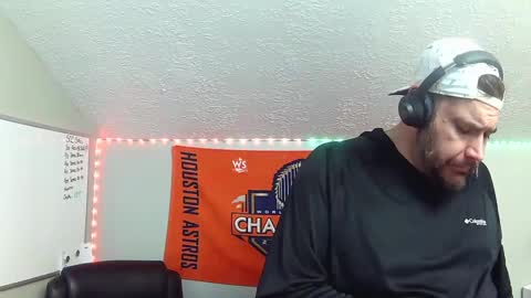 TaintNuzzler online show from 02/16/25, 03:27