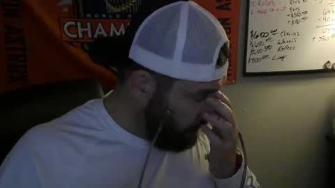 TaintNuzzler online show from 10/13/25, 10:37