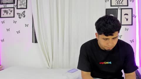 Liam and Juli online show from 12/18/24, 04:53