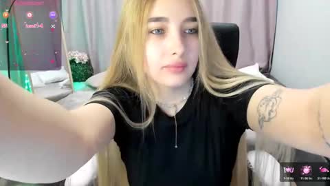 Taisia online show from 03/17/26, 09:01