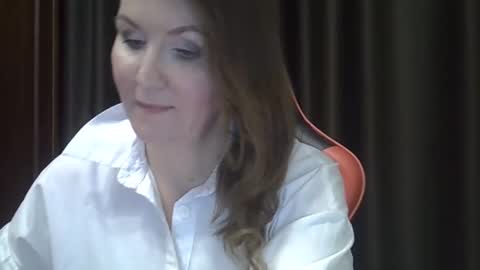 taisialucky77 online show from 12/04/25, 04:59