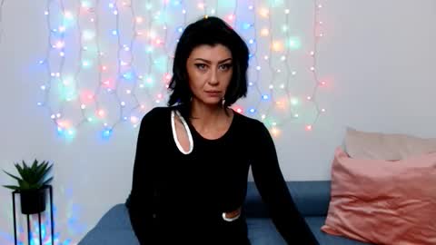 Taissa1 online show from 11/30/25, 06:45