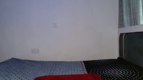 Taisy online show from 11/23/25, 06:57