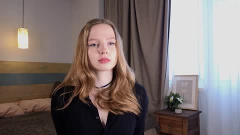 Snapshot of taitatkins chatting on 01/22/25, 08:07 Emily online show from 01/22/25, 08:07