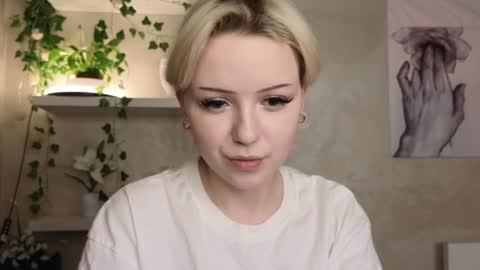 Snapshot of taitatkins chatting on 01/24/25, 03:11 Emily online show from 01/24/25, 03:11