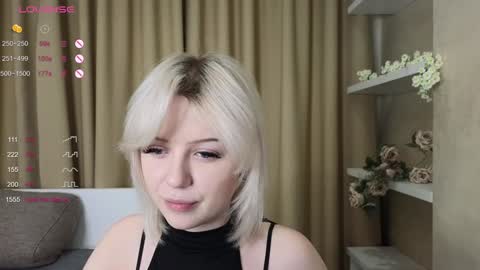 Snapshot of taitatkins chatting on 02/08/25, 11:13 Emily online show from 02/08/25, 11:13