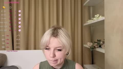 Snapshot of taitatkins chatting on 02/10/25, 12:08 Emily online show from 02/10/25, 12:08