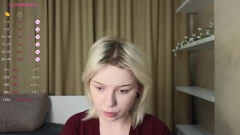 Snapshot of taitatkins chatting on 02/18/25, 10:03 Emily online show from 02/18/25, 10:03