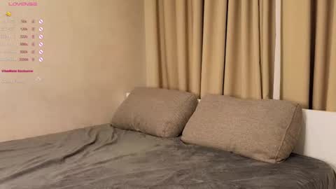 Snapshot of taitatkins chatting on 03/07/25, 12:15 Emily online show from 03/07/25, 12:15