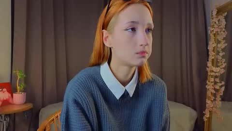 Snapshot of taiteedgington chatting on 11/30/25, 02:48 im Lally online show from 11/30/25, 02:48