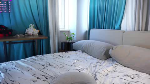 Molly online show from 03/26/26, 01:55