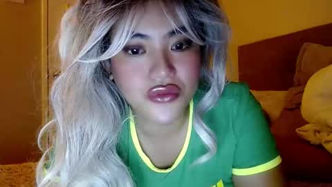 Snapshot of takemeinheaven1 chatting on 12/05/24, 02:55 Lena online show from 12/05/24, 02:55