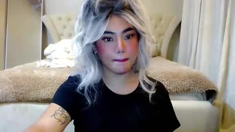 Snapshot of takemeinheaven1 chatting on 01/19/25, 12:06 Lena online show from 01/19/25, 12:06