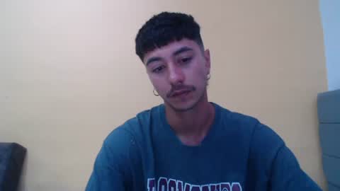 Snapshot of talhi_ chatting on 10/23/25, 03:17 talhi_ online show from 10/23/25, 03:17
