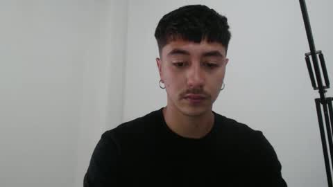 Snapshot of talhi_ chatting on 10/25/25, 07:41 talhi_ online show from 10/25/25, 07:41