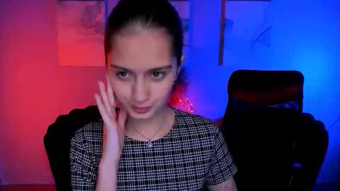 talia_seduce online show from 12/03/25, 10:02