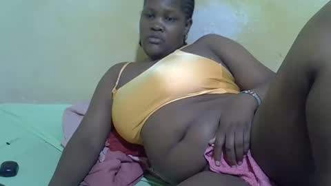 taliah254 online show from 10/18/25, 08:20