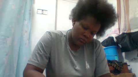 taliah254 online show from 12/14/25, 06:23