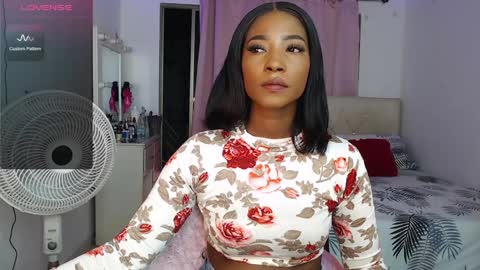 taliana  modelo independiente online show from 02/05/25, 01:15