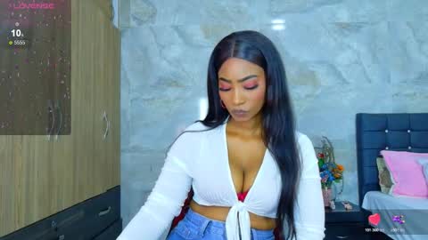 taliana  modelo independiente online show from 03/02/26, 01:41