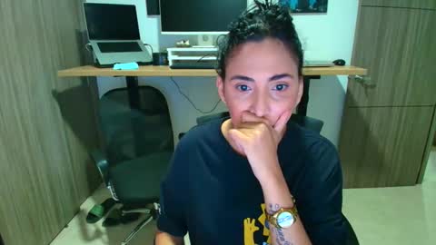 Snapshot of talianaprada_ chatting on 12/04/25, 11:46 talianaprada_ online show from 12/04/25, 11:46