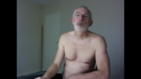 Jack Pierrot online show from 10/22/25, 07:02