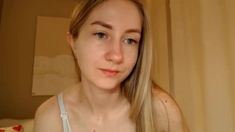  Kira  online show from 03/03/25, 09:33