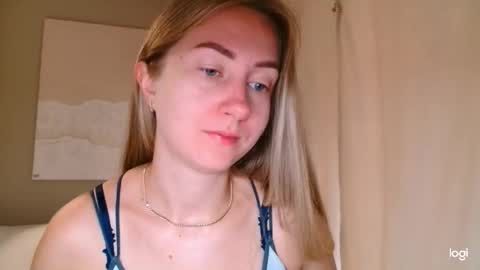  Kira  online show from 09/25/25, 06:50