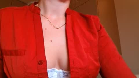  Kira  online show from 11/04/25, 05:50