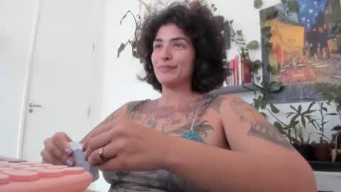 Tali Majid online show from 11/17/25, 09:42