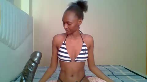 talisha smiles online show from 04/12/26, 11:48