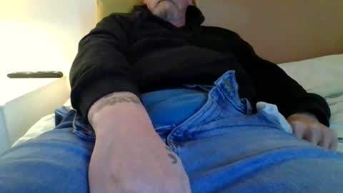 Snapshot of tallboy53 chatting on 02/10/25, 11:46 Ill tell you if you really want to know. online show from 02/10/25, 11:46