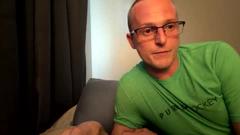 Snapshot of tallglassowater9cut459014 chatting on 05/21/26, 04:14 first stream was very fun grateful for every follow and super active chat online show from 05/21/26, 04:14