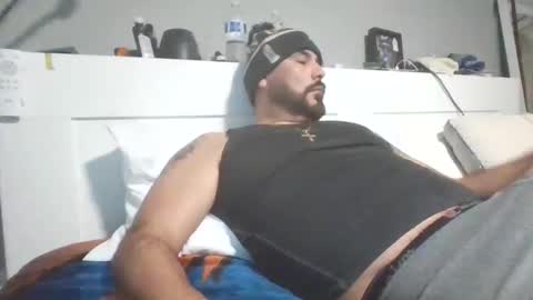 talllatino310 online show from 12/14/25, 08:02