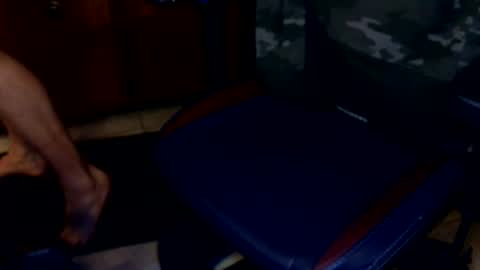 Snapshot of talltannhandsome chatting on 04/09/26, 12:54 talltannhandsome online show from 04/09/26, 12:54