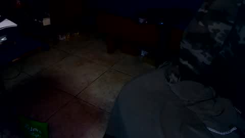 Snapshot of talltannhandsome chatting on 04/12/26, 01:49 talltannhandsome online show from 04/12/26, 01:49