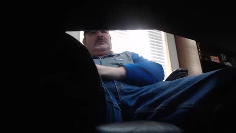 Snapshot of talltexxxan chatting on 12/03/24, 08:39 talltexxxan online show from 12/03/24, 08:39