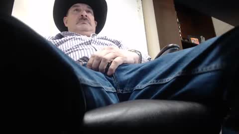 Snapshot of talltexxxan chatting on 02/28/25, 01:05 talltexxxan online show from 02/28/25, 01:05