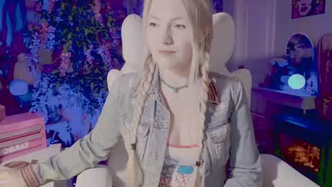 Snapshot of talulaa chatting on 07/04/26, 08:26 Talula - OF talulaa online show from 07/04/26, 08:26