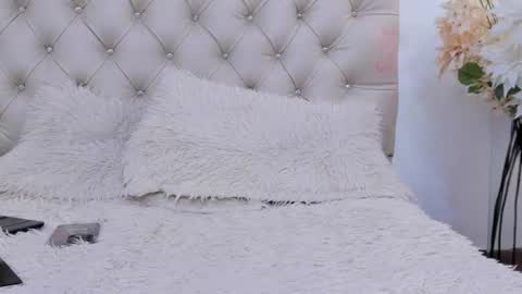 Hi im sara online show from 07/28/26, 06:20