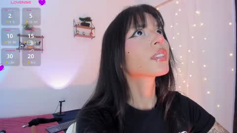 Snapshot of tamara_aluna_ chatting on 07/27/26, 07:10 Tamy online show from 07/27/26, 07:10
