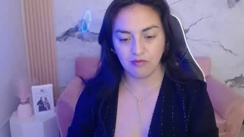 Snapshot of tamara_ch1 chatting on 11/19/25, 03:39 tamara_ch1 online show from 11/19/25, 03:39